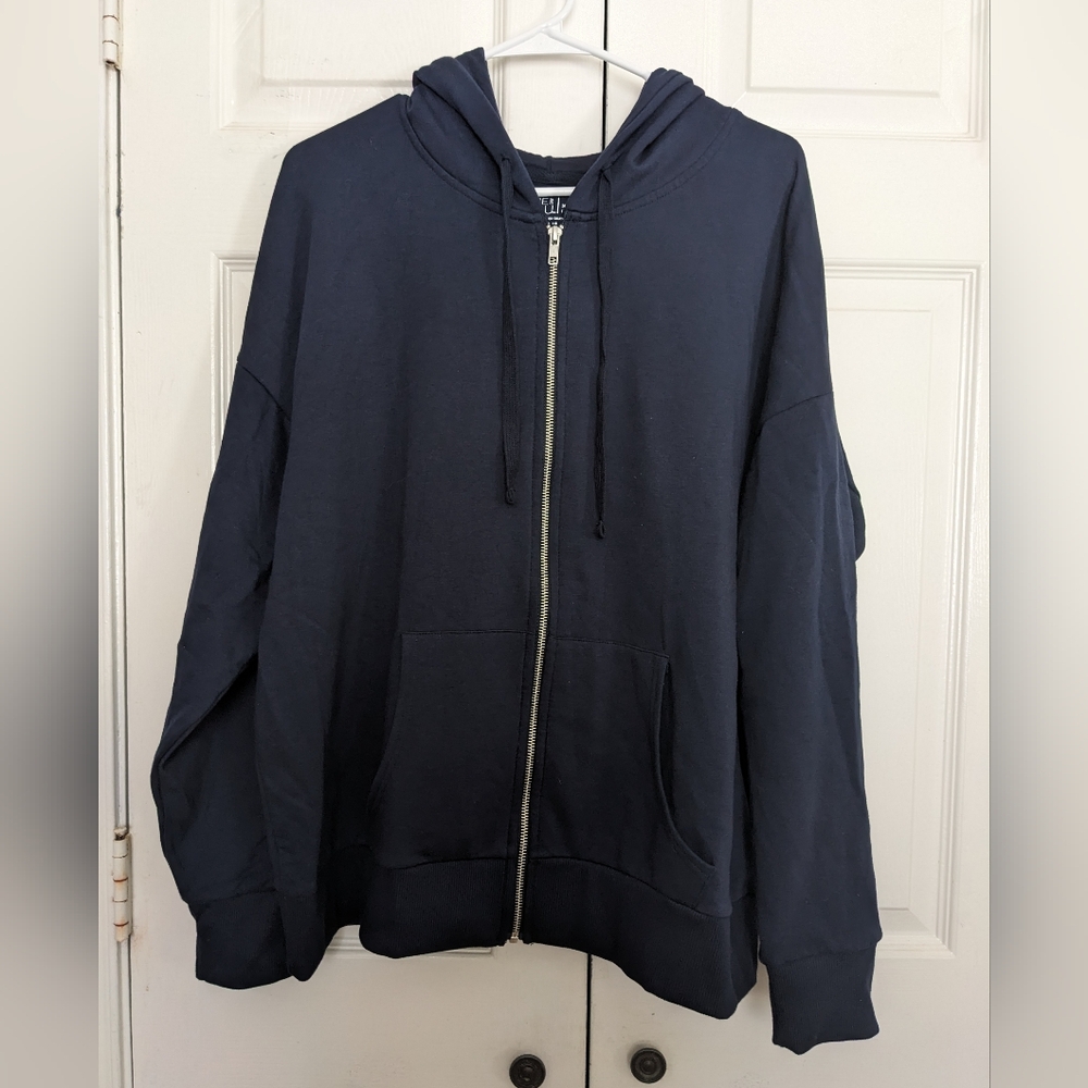 Time and Tru Men's Sweatshirt